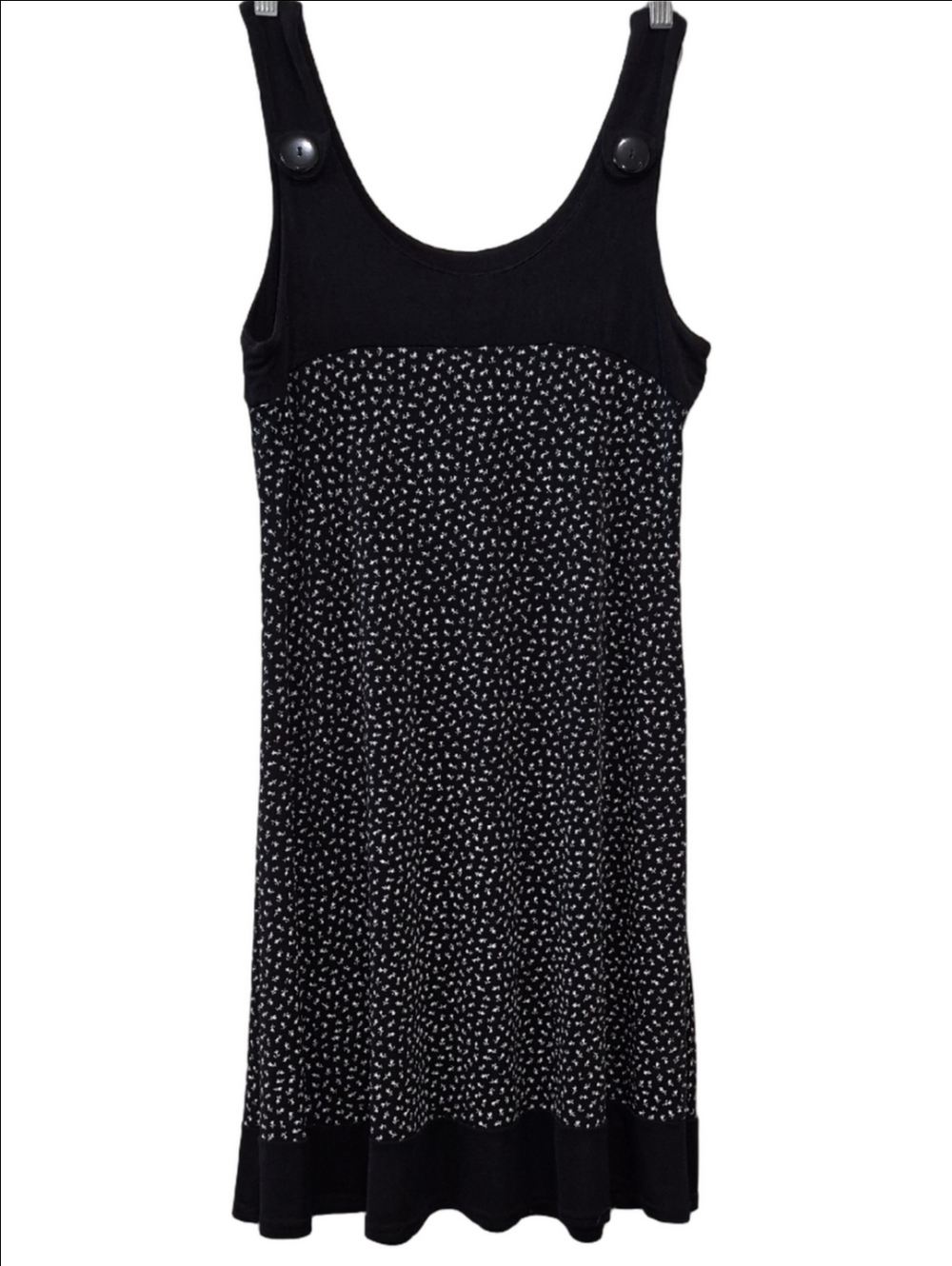 Jessica Sleeveless Solid black Dress with all-over white mini-floral pattern